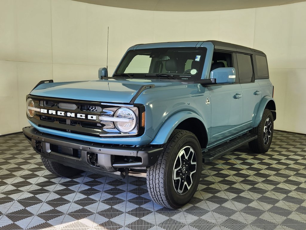 Used 2022 Ford Bronco Outer Banks AWD/4WD image 3