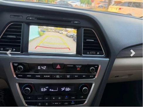 Used 2017 Hyundai Sonata Limited w/ Tech Package 03 FWD image 9