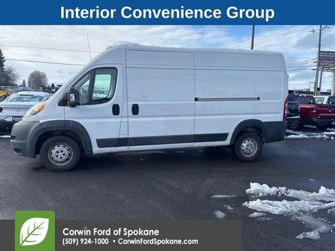 Used 2016 RAM ProMaster 2500 w/ Mopar Trailer Tow Group image 3