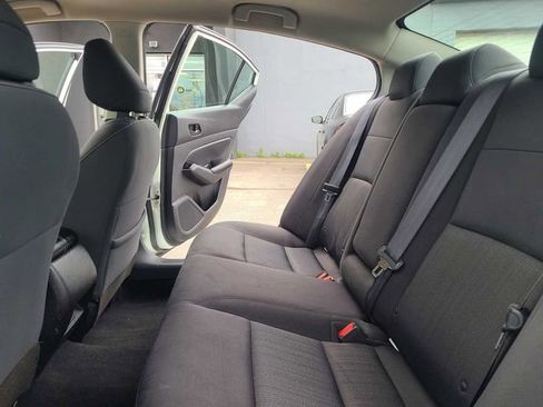 Used 2023 Nissan Altima 2.5 SV FWD image 22