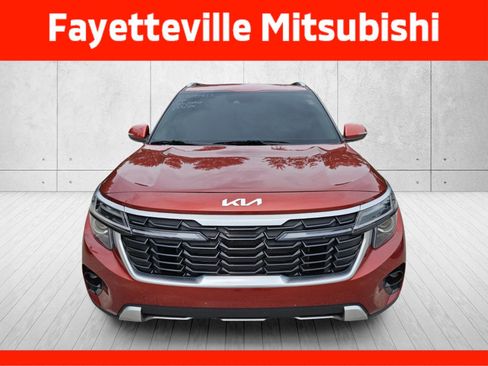 Used 2025 Kia Seltos S AWD/4WD image 5