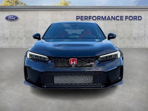 Used 2025 Honda Civic Type R image 3