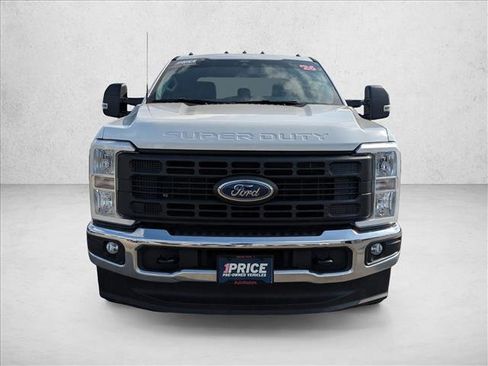 Used 2026 Ford F350 XL w/ XL Chrome Package image 2