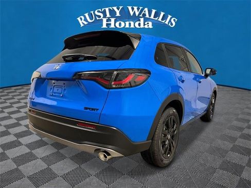 New 2026 Honda HR-V Sport image 3