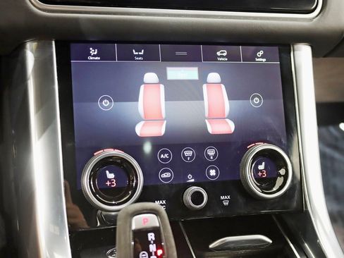 Used 2020 Land Rover Range Rover Sport HST image 23