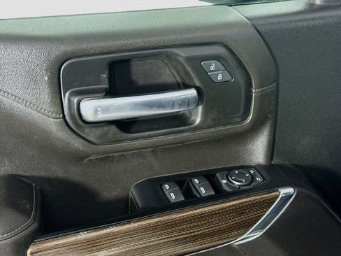 Used 2023 Chevrolet Silverado 2500 LT w/ Convenience Package image 24