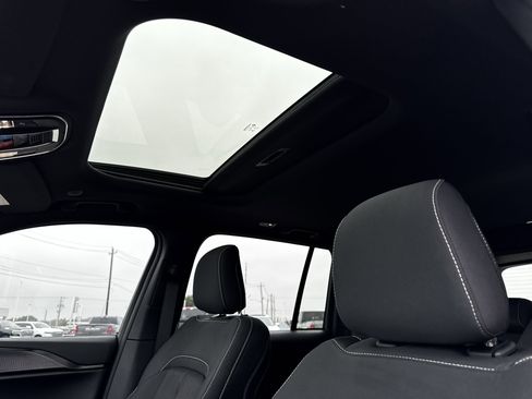 New 2025 Jeep Grand Cherokee Laredo X image 22