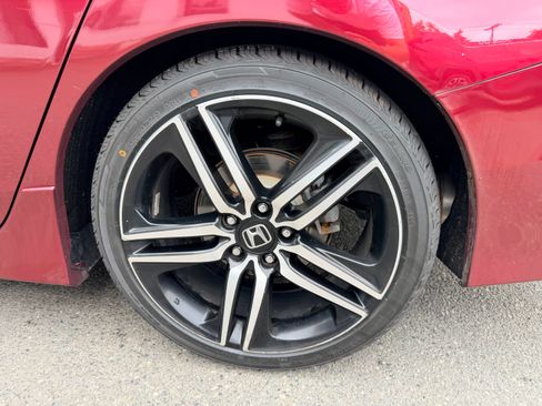 Used 2017 Honda Accord Sport image 34