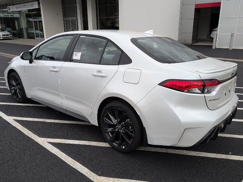 New 2025 Toyota Corolla SE image 7