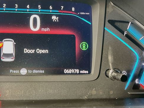 Used 2022 Honda Odyssey Elite image 11