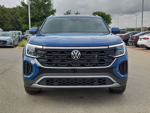Used 2025 Volkswagen Atlas Cross Sport SE FWD image 10