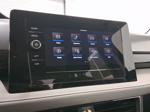 Used 2025 Volkswagen Taos S image 20