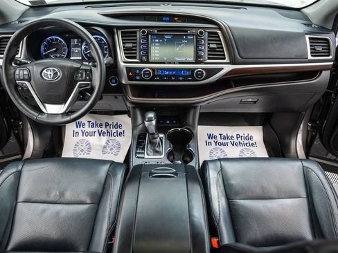 Used 2016 Toyota Highlander Limited Platinum AWD/4WD image 21