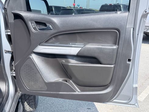 Used 2018 Chevrolet Colorado ZR2 image 31