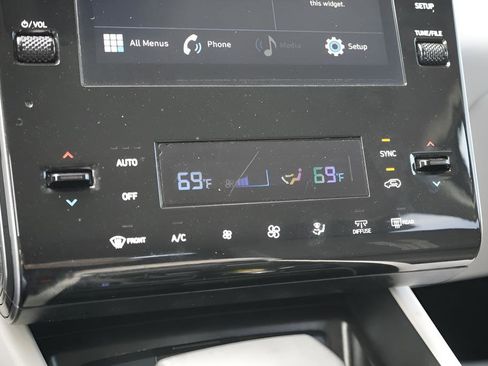 Certified 2024 Hyundai Tucson SEL AWD/4WD image 34