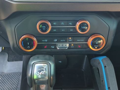 Used 2022 Ford Bronco Outer Banks AWD/4WD image 20