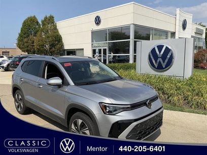 New 2025 Volkswagen Taos SE