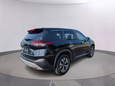 Used 2023 Nissan Rogue SV AWD/4WD image 5