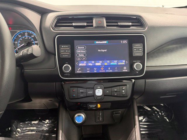 Used 2020 Nissan Leaf SV w/ Protection Package FWD image 16