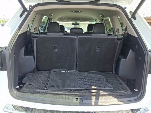 Certified 2023 Volkswagen Atlas SE w/ Black Wheel Package AWD/4WD image 29