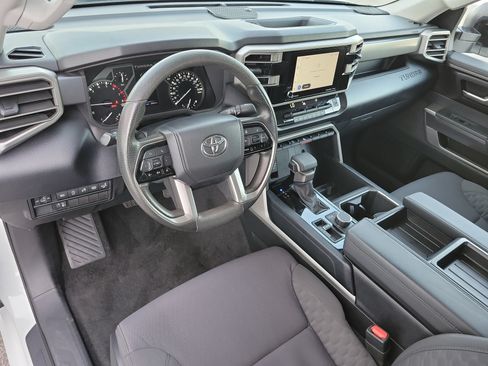 Used 2023 Toyota Tundra SR5 w/ SR5 Convenience Package AWD/4WD image 8