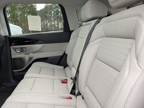 New 2026 Lincoln Nautilus Reserve image 14