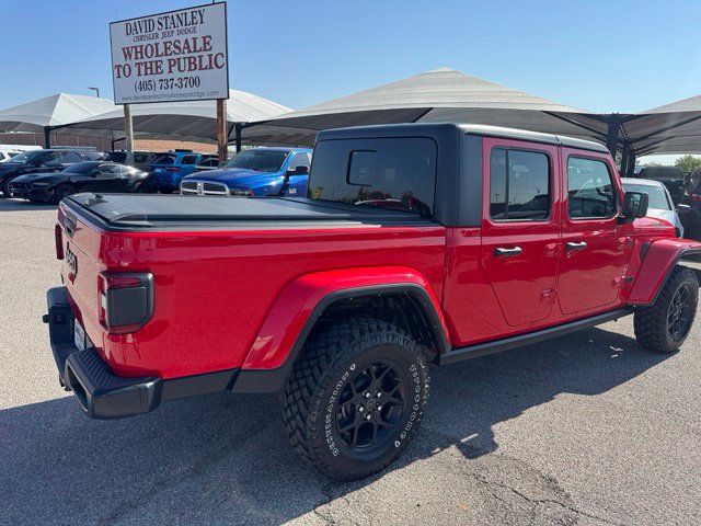 Used 2024 Jeep Gladiator Sport AWD/4WD image 6