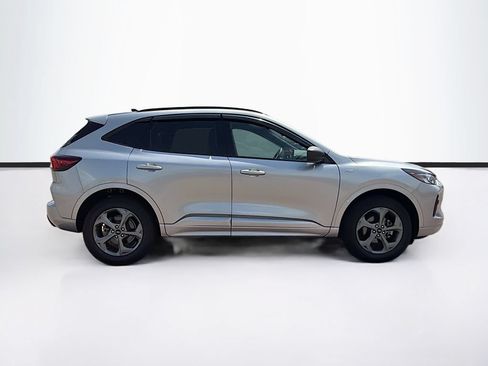 Used 2024 Ford Escape ST-Line w/ Tech Pack #1 AWD/4WD image 4