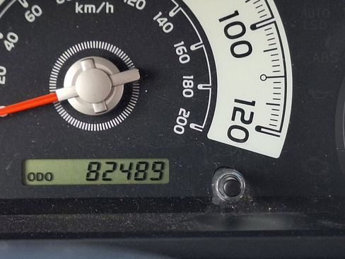 Used 2012 Toyota FJ Cruiser 4WD w/ Convenience Pkg image 19