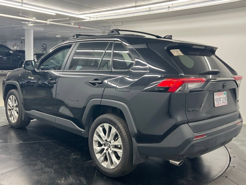 Certified 2025 Toyota RAV4 XLE Premium FWD image 6