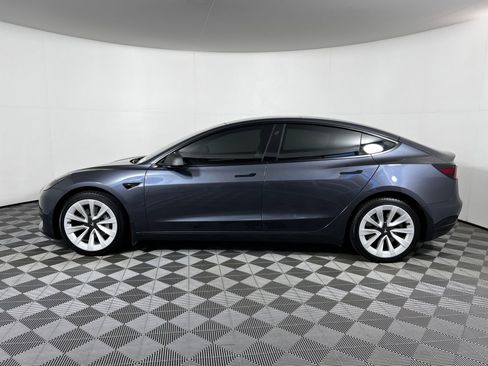 Used 2023 Tesla Model 3 Standard Range RWD image 8