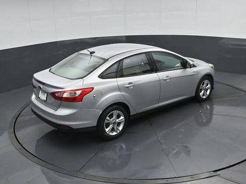 Used 2013 Ford Focus SE FWD image 40