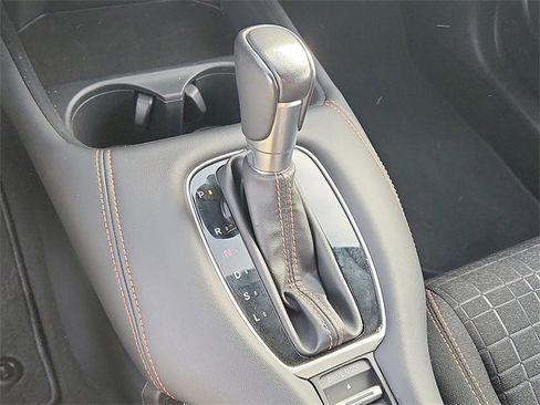 Used 2024 Honda HR-V Sport image 14