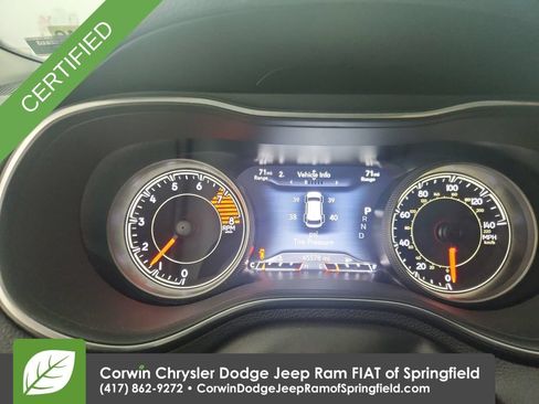 Used 2022 Jeep Cherokee Trailhawk w/ Trailer Tow Group AWD/4WD image 22