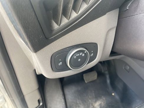 Used 2020 Ford Transit Connect XL image 14