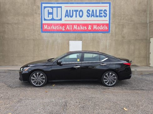 Used 2023 Nissan Altima 2.5 SL image 4