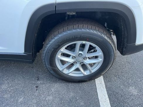 New 2026 Jeep Grand Cherokee Laredo X AWD/4WD image 21