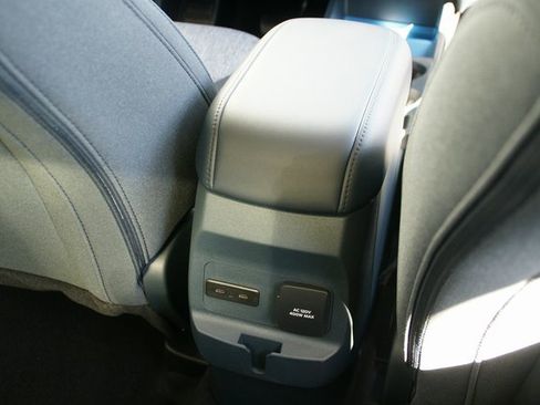 New 2025 Ford Maverick XLT w/ XLT Luxury Package image 32