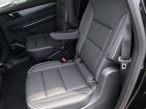 New 2026 Buick Enclave Sport Touring w/ Power Package AWD/4WD image 14