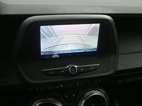 Used 2020 Chevrolet Camaro LT RWD image 14