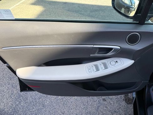 Used 2024 Hyundai Sonata SEL FWD image 11