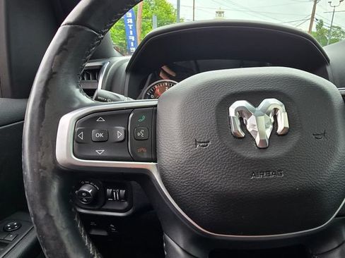 Used 2019 RAM 1500 Big Horn AWD/4WD image 16
