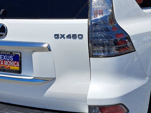 Used 2021 Lexus GX 460 Premium w/ Premium Package AWD/4WD image 38