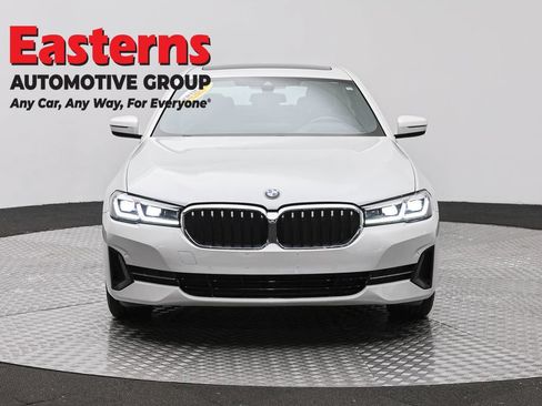 Used 2022 BMW 530i xDrive w/ Premium Package AWD/4WD image 2