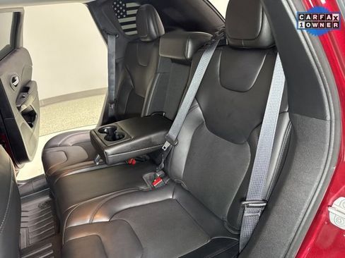 Used 2021 Jeep Cherokee Latitude Plus image 24