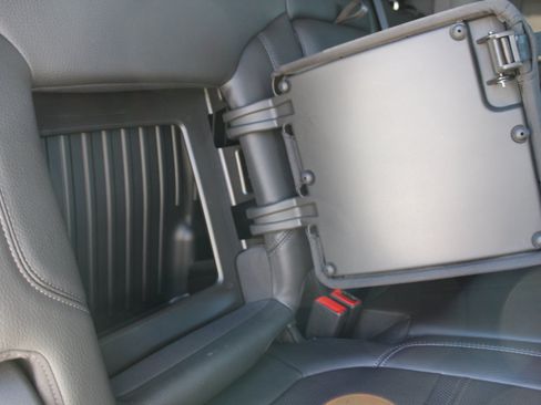 Used 2022 GMC Sierra 3500 Denali w/ Denali Ultimate Package image 83