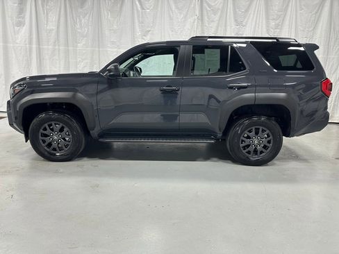 Used 2025 Toyota 4Runner SR5 image 4