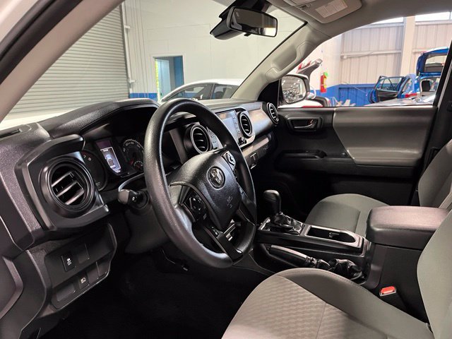 Used 2021 Toyota Tacoma SR w/ SR Convenience Package AWD/4WD image 17