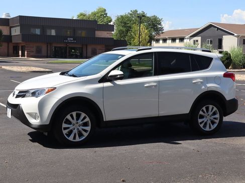 Used 2013 Toyota RAV4 Limited FWD image 10
