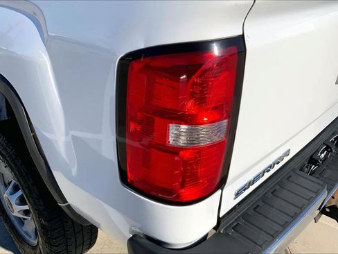 Used 2017 GMC Sierra 2500 4x4 Double Cab image 50